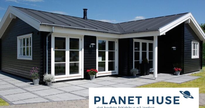 udstilling-ude-fritidshus-jeppesen-bjælkehus-platehuse-01