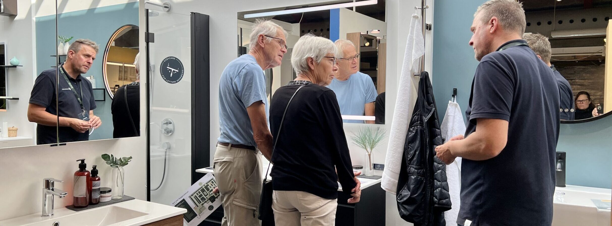 Dansanis store udstilling med badeværelser